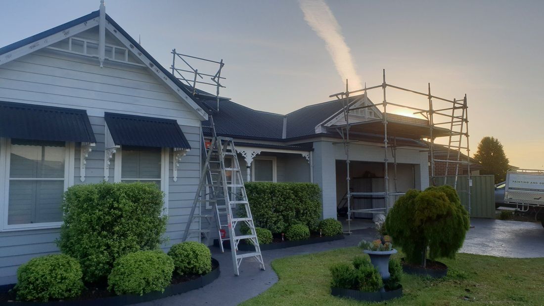 Painter,  painting,  house, exterior, scaffolding,  Melbourne 